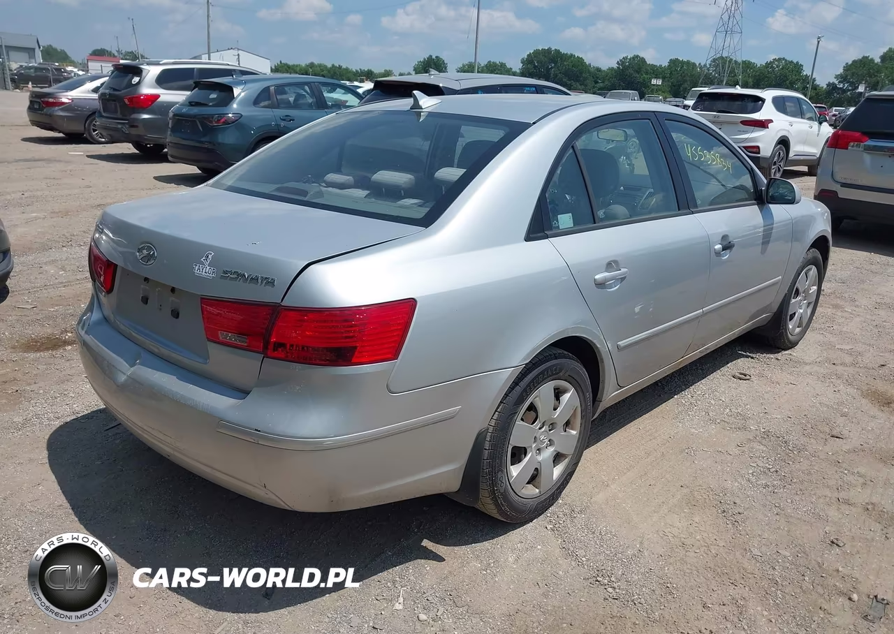 2009 Hyundai Sonata Gls VIN:5NPET46C99H572366 - 4