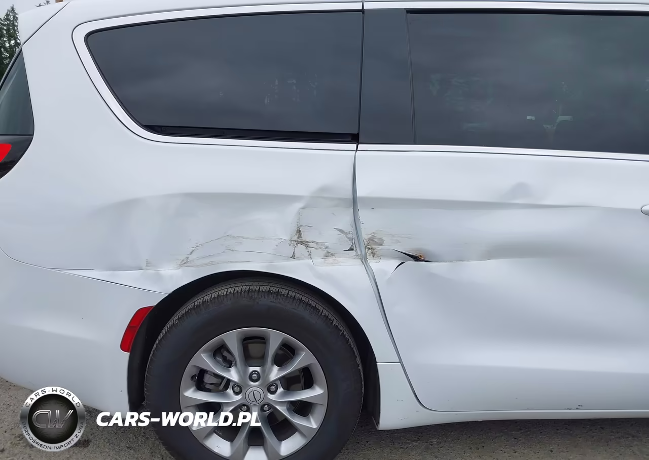 2026 Chrysler Pacifica Limited VIN:2C4RC1GG4TR206004 - 6