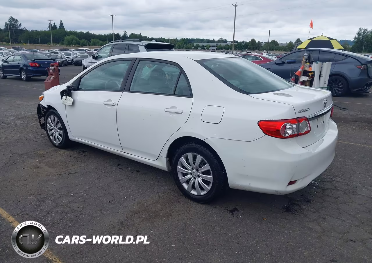 2012 Toyota Corolla Le VIN:5YFBU4EE1CP050053 - 3
