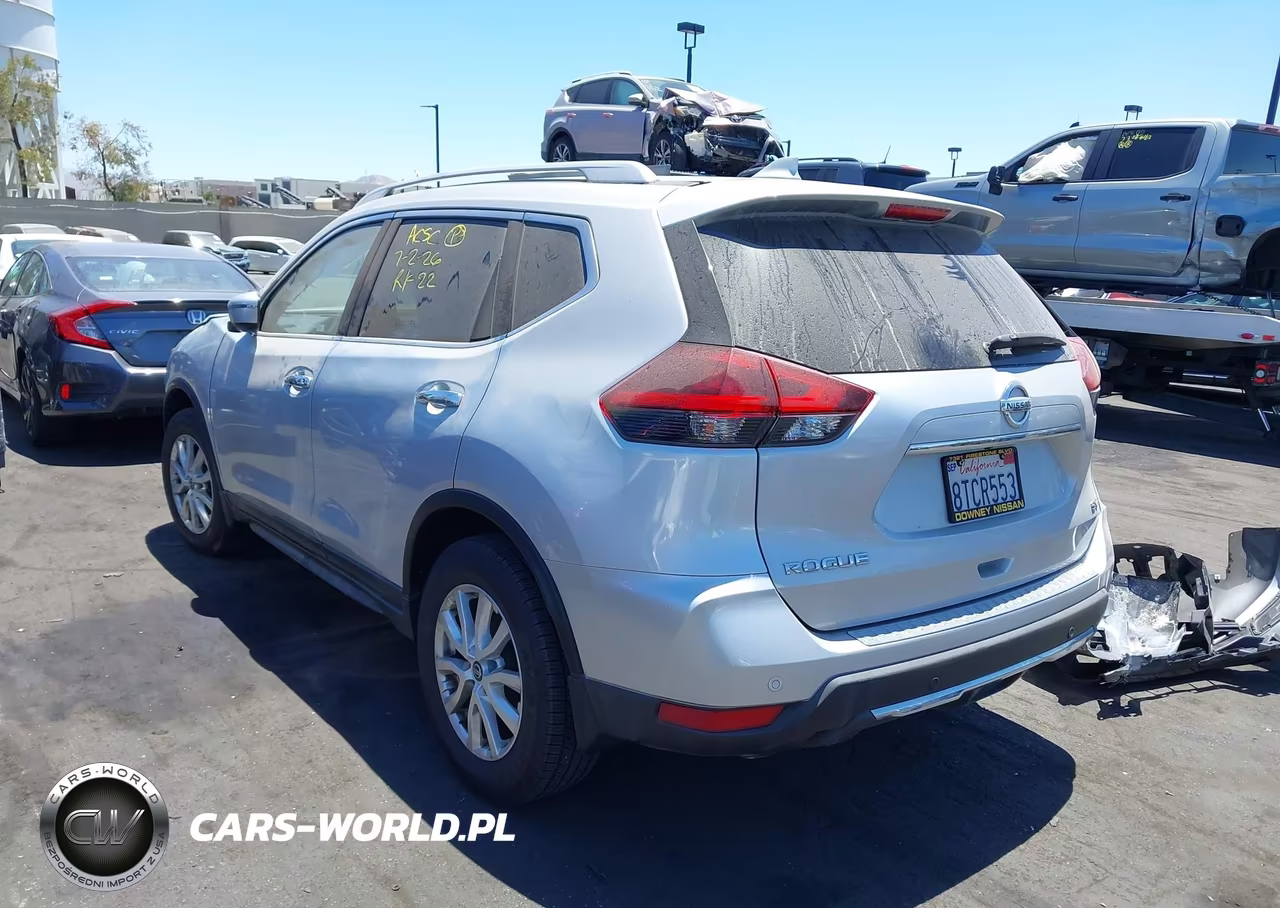 2020 Nissan Rogue Sv Fwd VIN:JN8AT2MT2LW010790 - 3