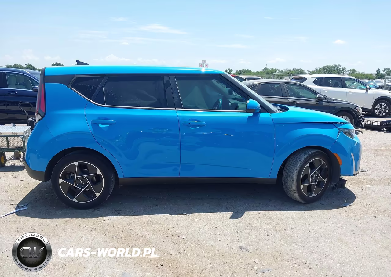 2024 Kia Soul Ex VIN:KNDJ33AU5R7225680 - 13