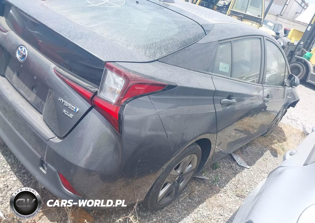 2020 Toyota Prius Xle VIN:JTDKARFU1L3117447 - 4
