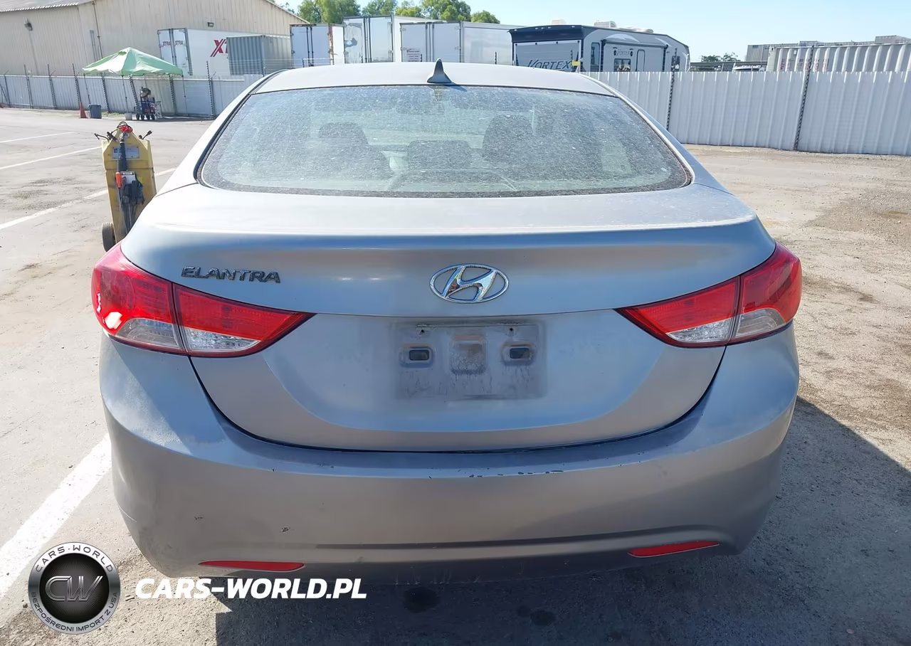 2013 Hyundai Elantra Gls VIN:KMHDH4AE7DU710051 - 17