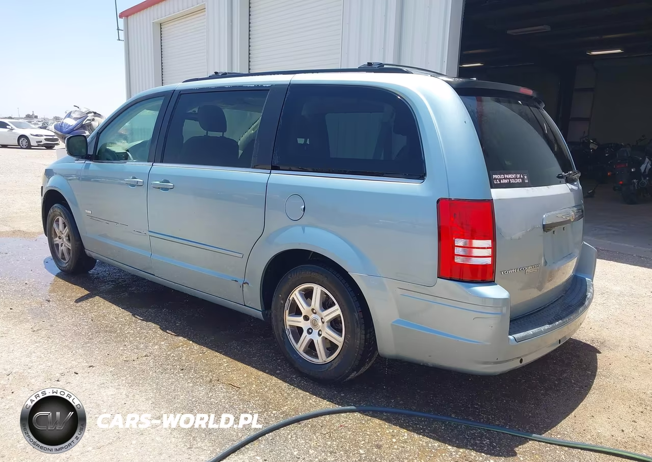2008 Chrysler Town & Country Touring VIN:2A8HR54P98R699961 - 3