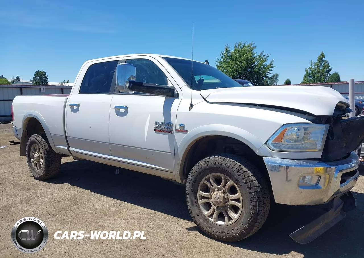 2014 Ram 2500 Laramie VIN:3C6UR5FL2EG283792 - 12