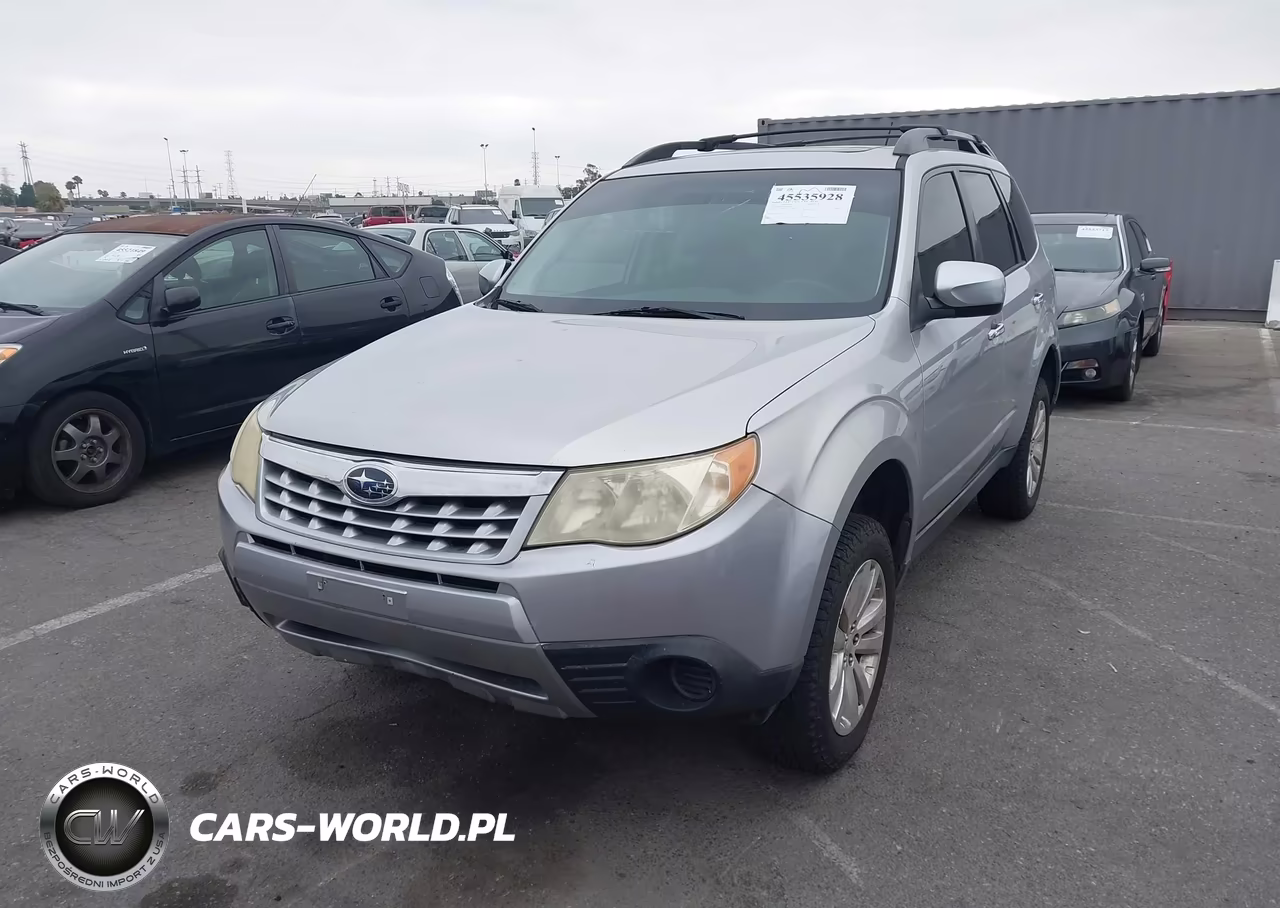 2012 Subaru Forester 2.5X Premium VIN:JF2SHADC9CH441824 - 6