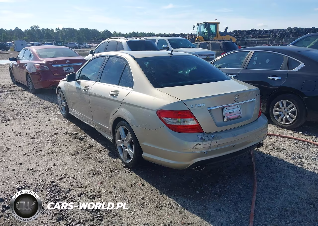 2011 Mercedes-Benz C 300 Sport VIN:WDDGF5EB9BR136510 - 3