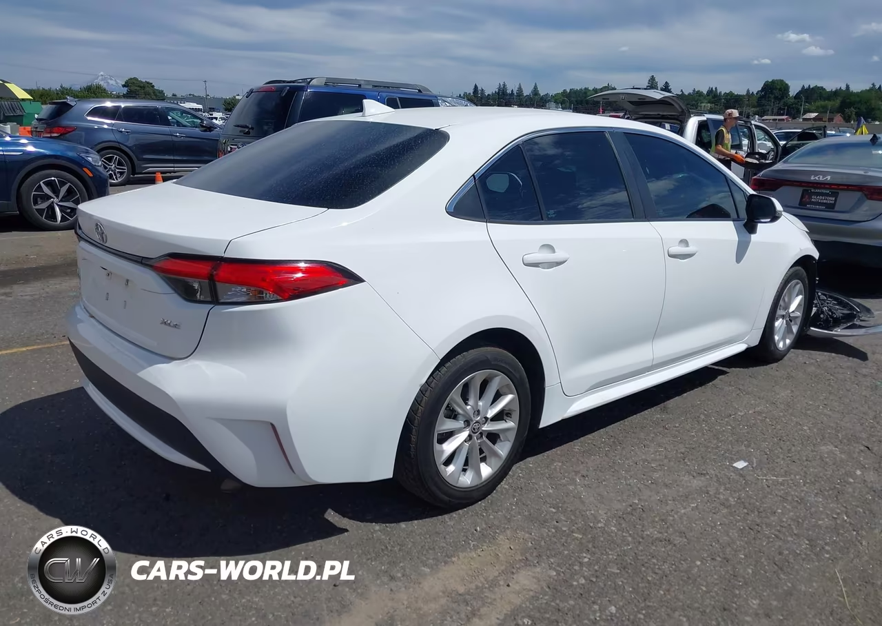 2022 Toyota Corolla Xle VIN:5YFFPMAE3NP293526 - 4