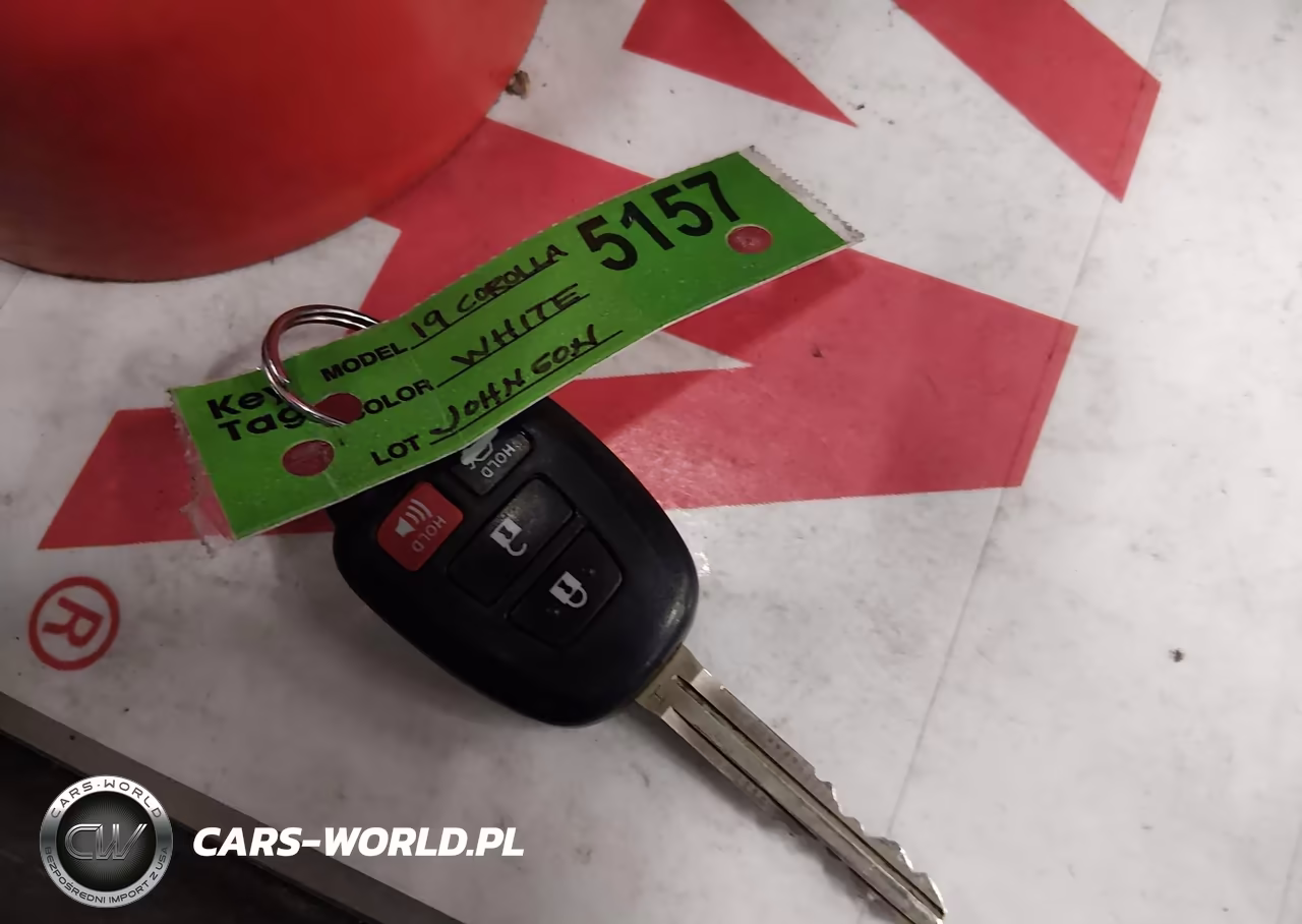 2019 Toyota Corolla Le VIN:2T1BURHEXKC235368 - 11