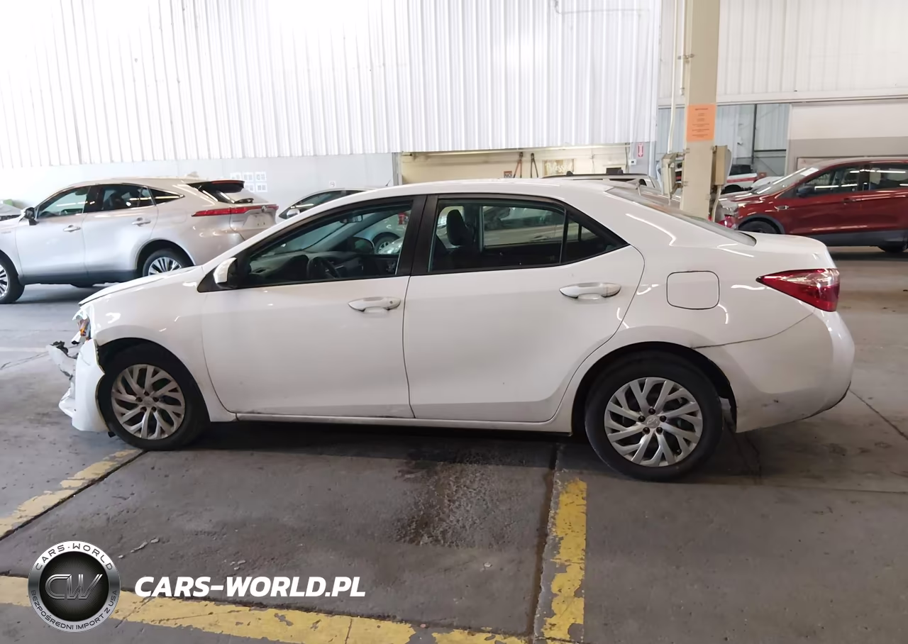 2019 Toyota Corolla Le VIN:2T1BURHEXKC235368 - 15