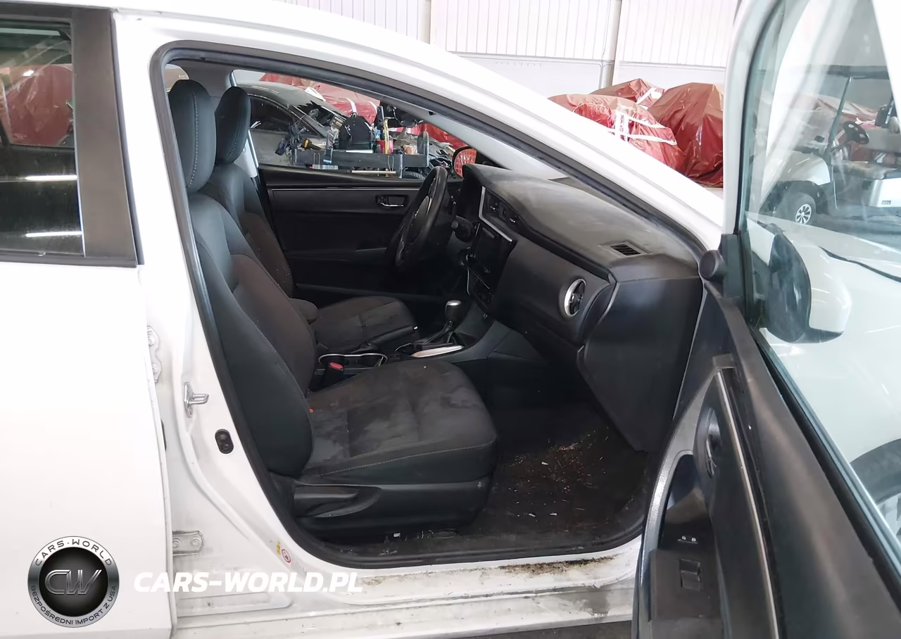 2019 Toyota Corolla Le VIN:2T1BURHEXKC235368 - 5