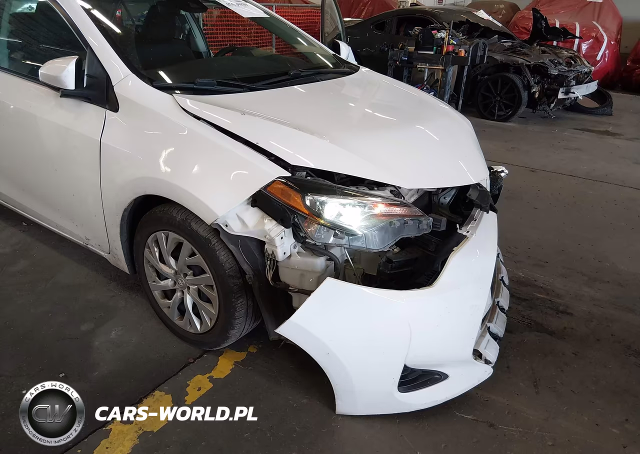 2019 Toyota Corolla Le VIN:2T1BURHEXKC235368 - 6