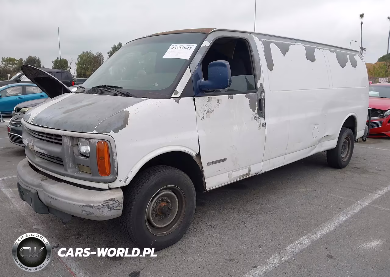 2002 Chevrolet Express Cargo Van VIN:1GCGG29R821173558 - 2