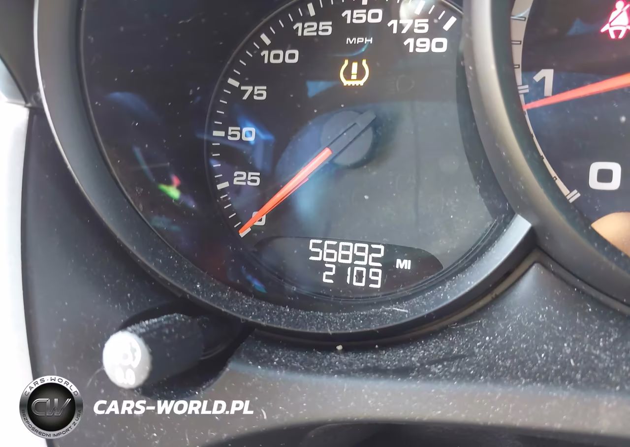 2015 Porsche Macan Turbo VIN:WP1AF2A52FLB98367 - 15
