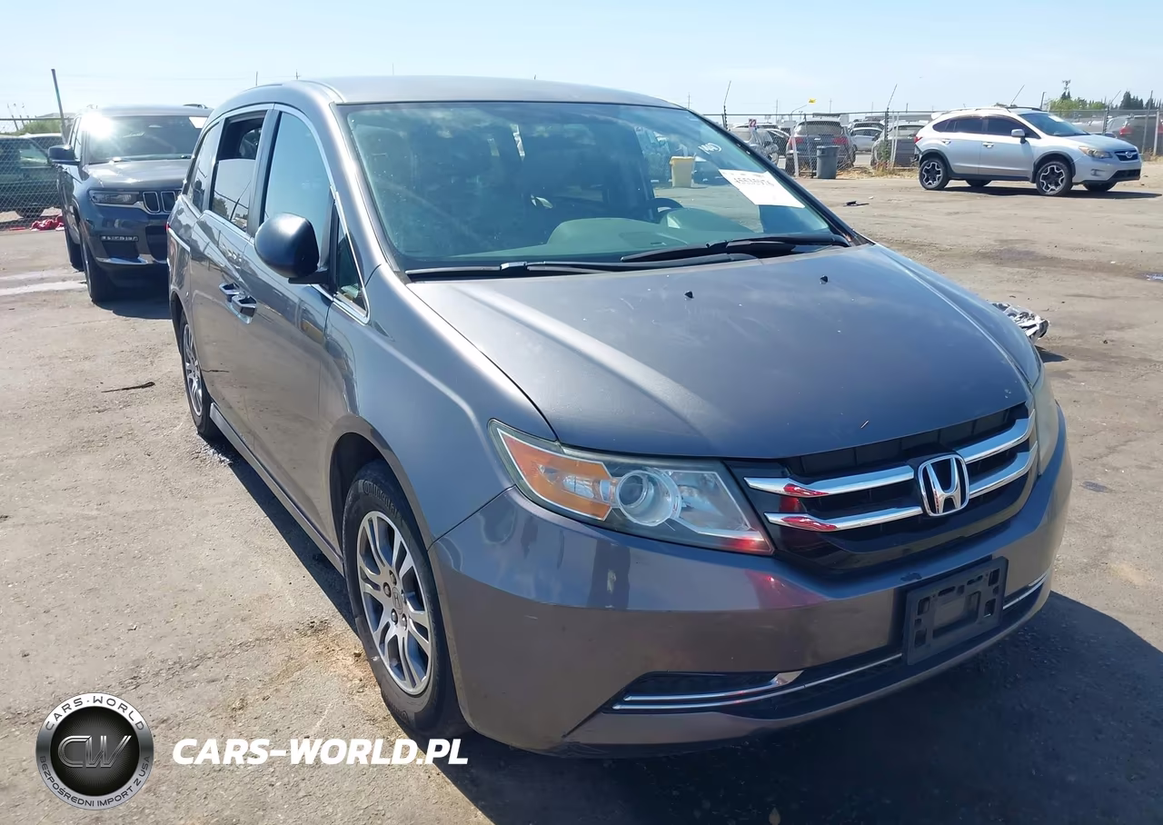 2014 Honda Odyssey Lx – zdjęcie 1 z 16