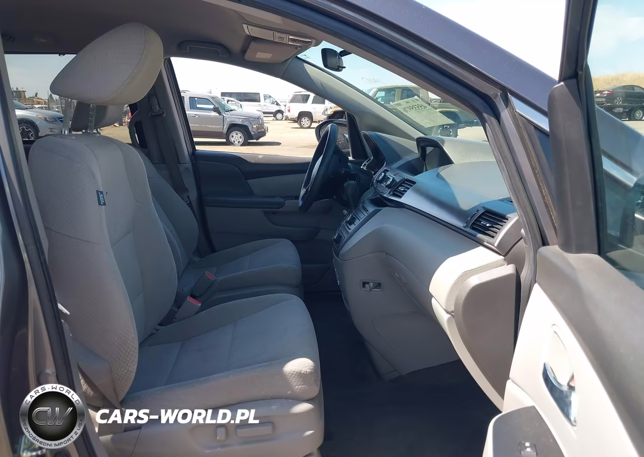 2014 Honda Odyssey Lx VIN:5FNRL5H28EB020068 - 5