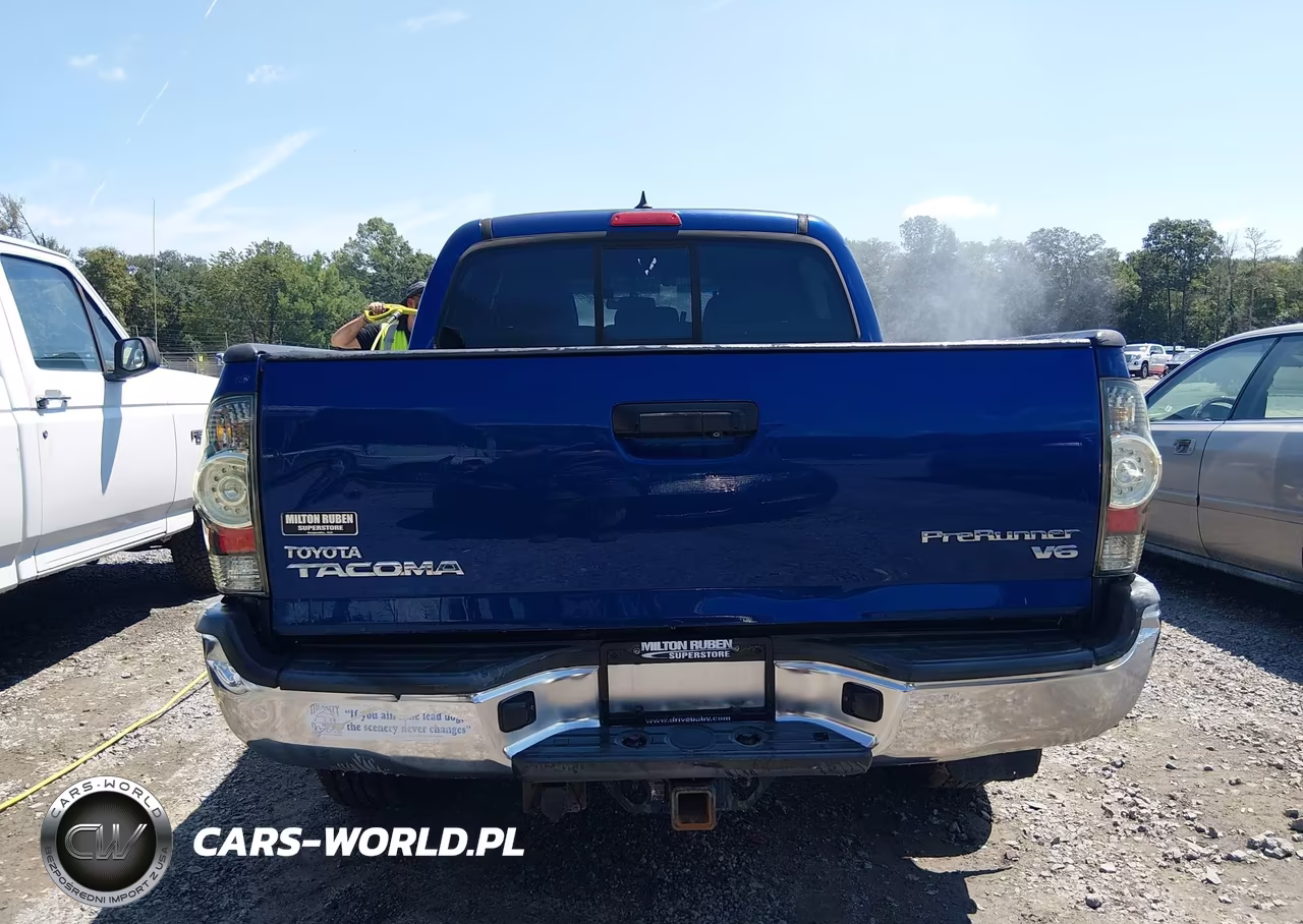 2015 Toyota Tacoma Prerunner V6 VIN:5TFJU4GN1FX077154 - 16