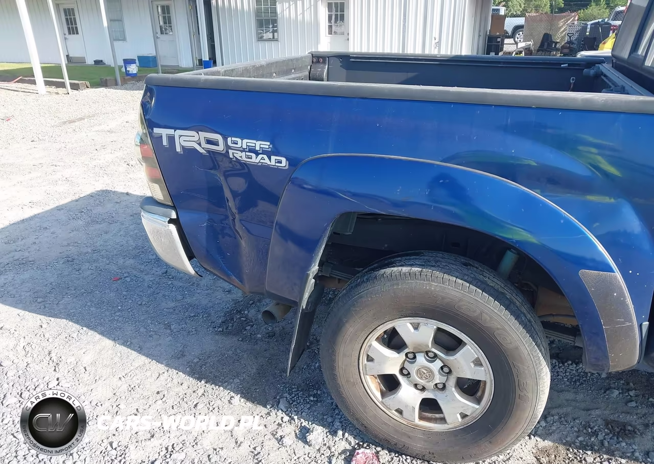 2015 Toyota Tacoma Prerunner V6 VIN:5TFJU4GN1FX077154 - 17