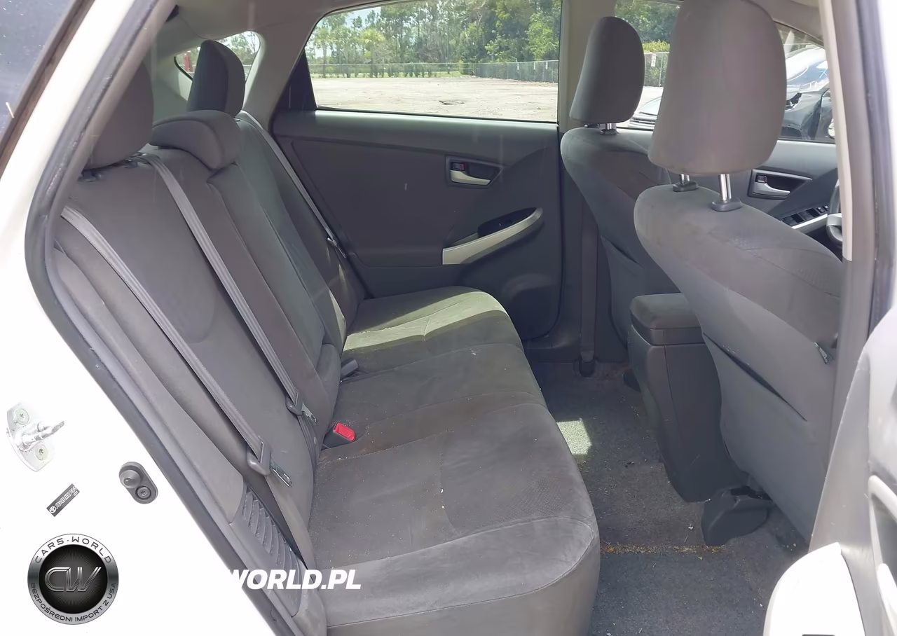 2011 Toyota Prius Two VIN:JTDKN3DU0B0274049 - 8