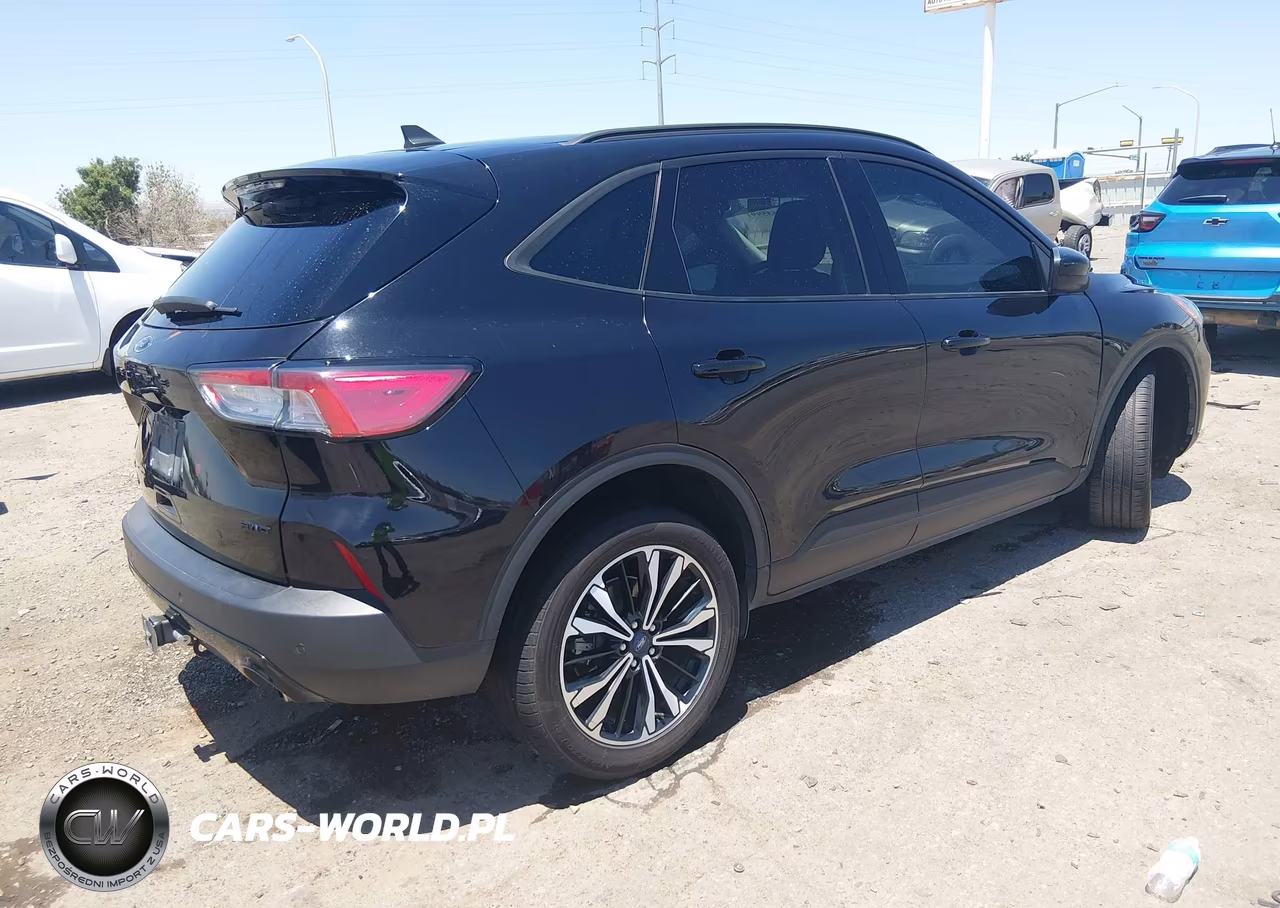 2021 Ford Escape Sel VIN:1FMCU9H90MUA28027 - 4