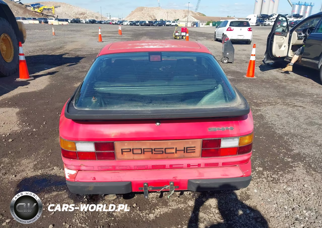 1987 Porsche 944 VIN:WP0AB0947HN470996 - 16