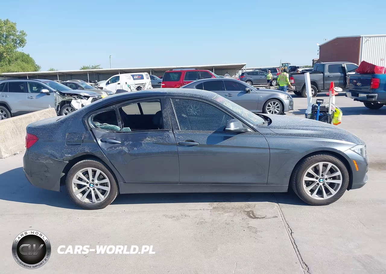2017 BMW 320I VIN:WBA8E1G55HNU15192 - 13