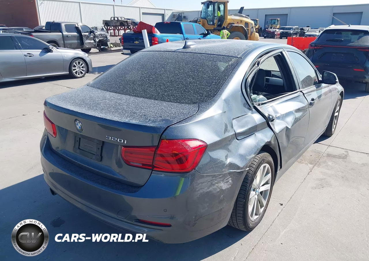 2017 BMW 320I VIN:WBA8E1G55HNU15192 - 4