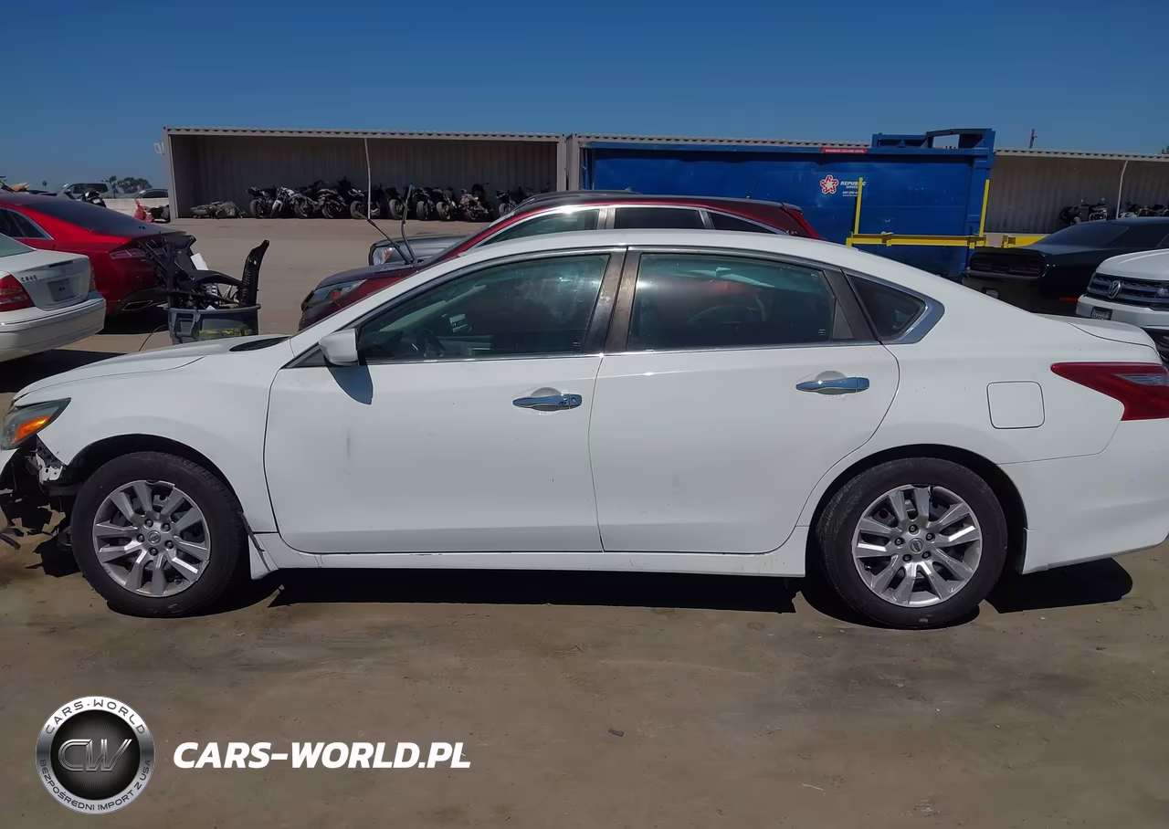 2018 Nissan Altima 2.5 S VIN:1N4AL3AP0JC299990 - 13