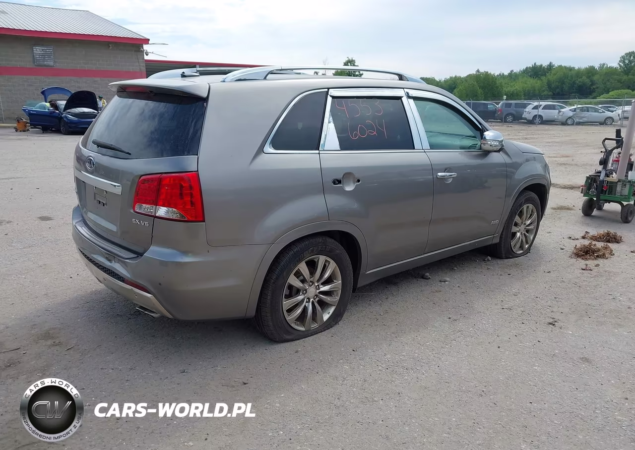 2012 Kia Sorento Sx V6 VIN:5XYKWDA24CG255635 - 4