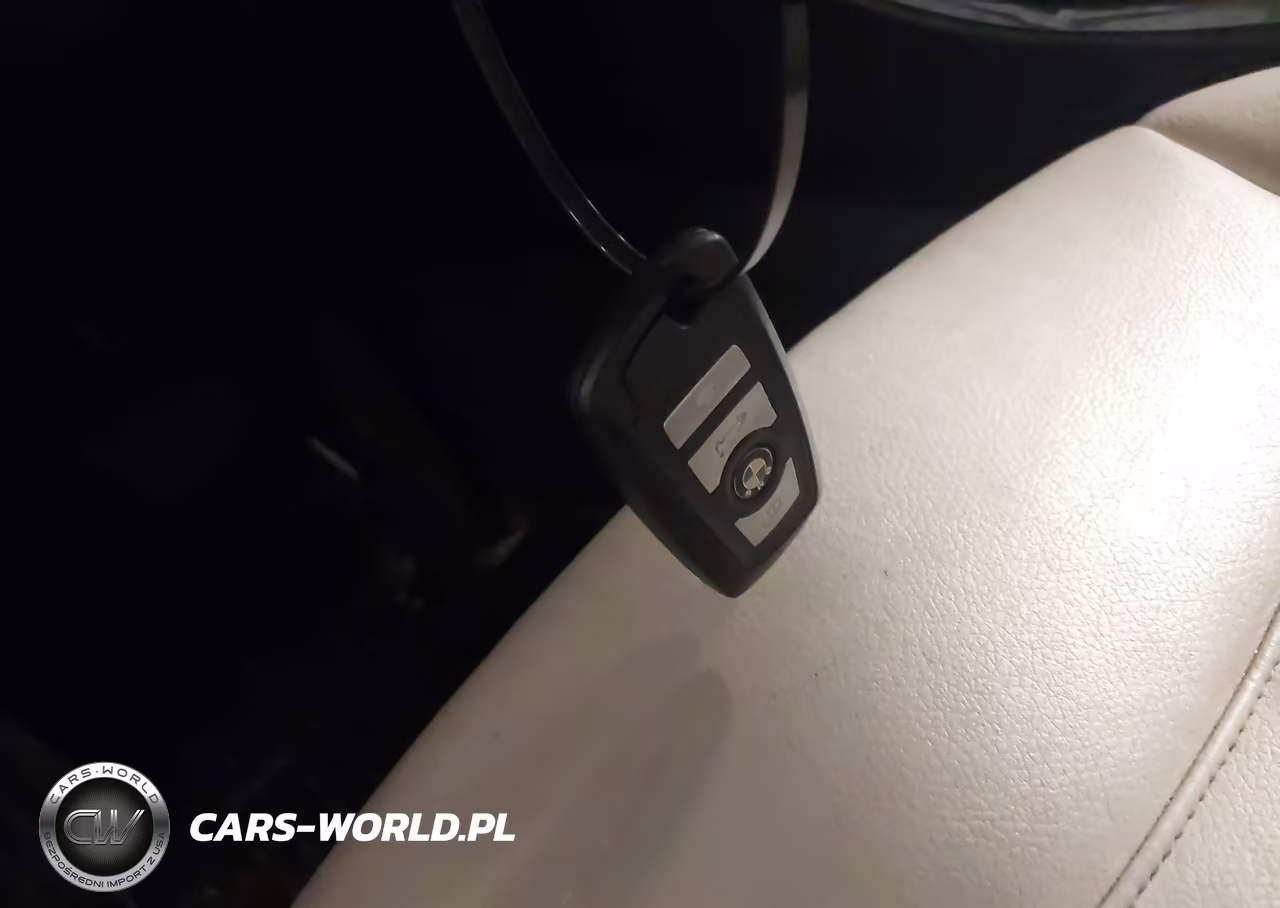 2011 BMW X3 xDrive28I VIN:5UXWX5C50BL714785 - 11