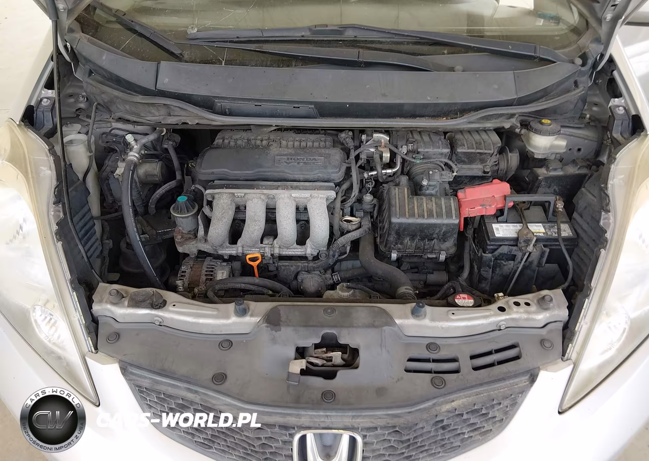 2011 Honda Fit Sport VIN:JHMGE8H5XBS009518 - 10