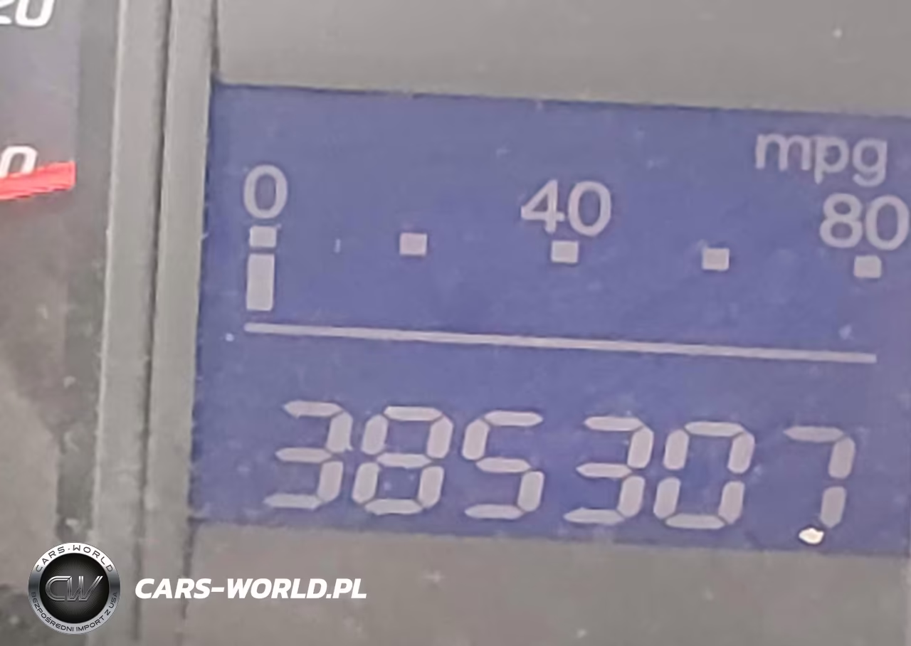 2011 Honda Fit Sport VIN:JHMGE8H5XBS009518 - 15