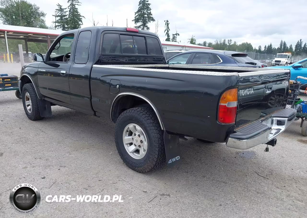 1999 Toyota Tacoma VIN:4TAWN72N7XZ490256 - 3