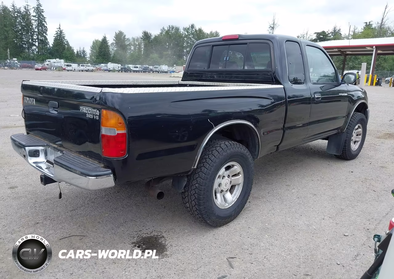 1999 Toyota Tacoma VIN:4TAWN72N7XZ490256 - 4
