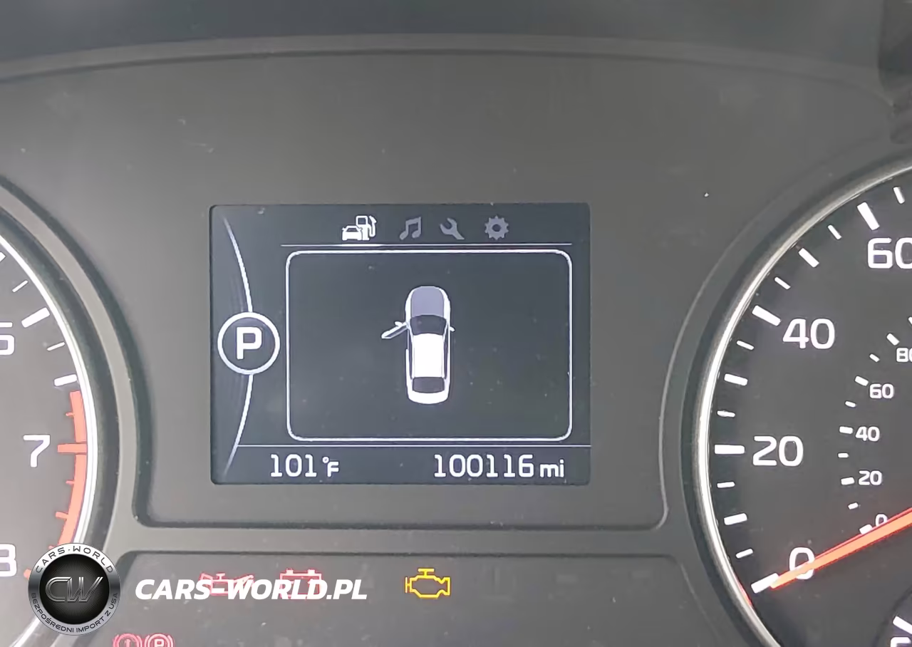 2018 Kia Optima S VIN:5XXGT4L32JG254960 - 15