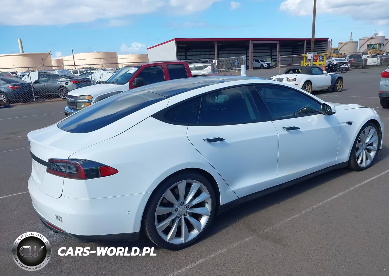 2015 Tesla Model S 70D-85D-P85D VIN:5YJSA1S24FF095327 - 4