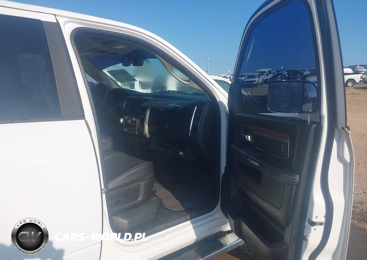 2018 Ram 1500 Laramie 4X4 5'7 Box VIN:1C6RR7NM0JS356785 - 5