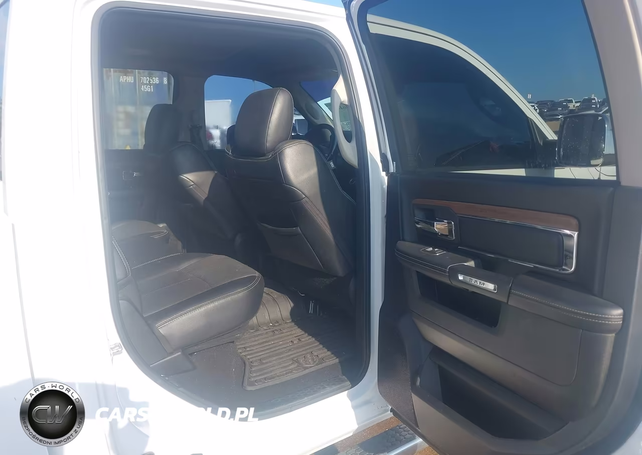 2018 Ram 1500 Laramie 4X4 5'7 Box VIN:1C6RR7NM0JS356785 - 8