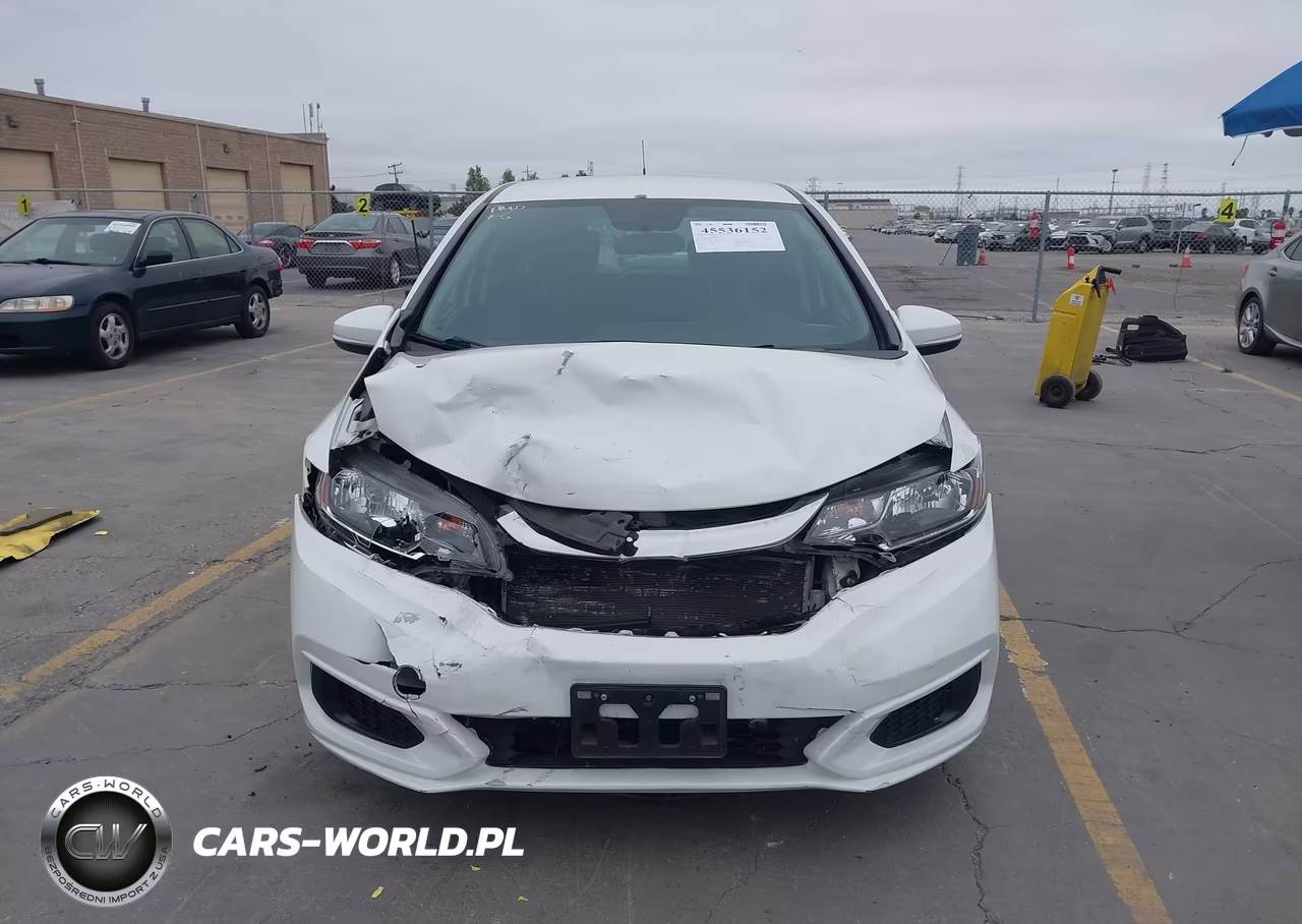 2018 Honda Fit Lx VIN:3HGGK5H40JM735252 - 14