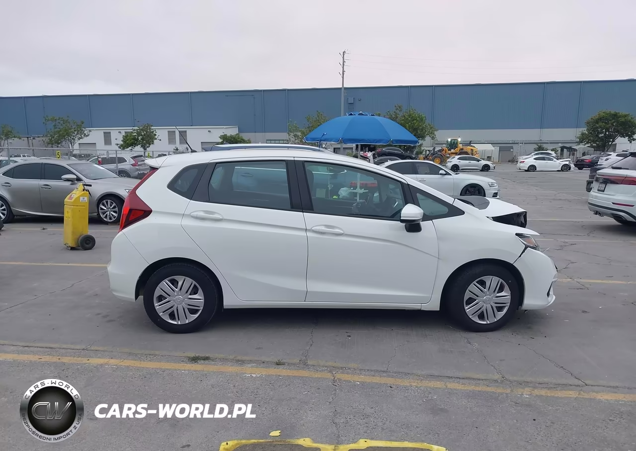 2018 Honda Fit Lx VIN:3HGGK5H40JM735252 - 15