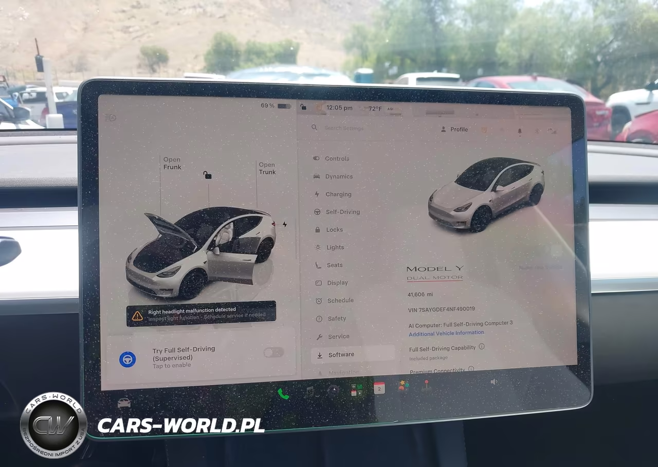 2022 Tesla Model Y Performance Dual Motor All-Wheel Drive VIN:7SAYGDEF4NF490019 - 17