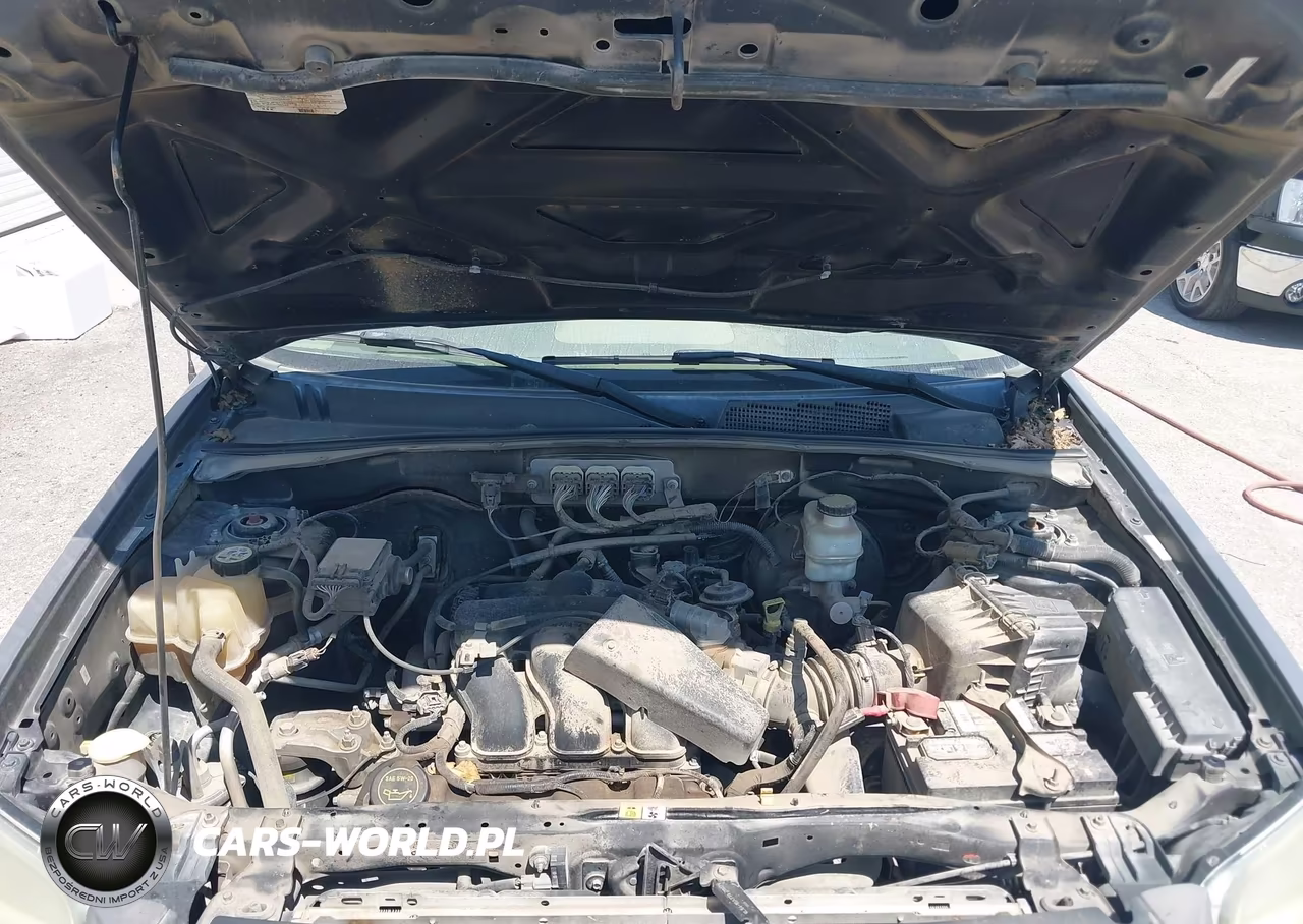 2008 Mercury Mariner V6 VIN:4M2CU91108KJ11316 - 10