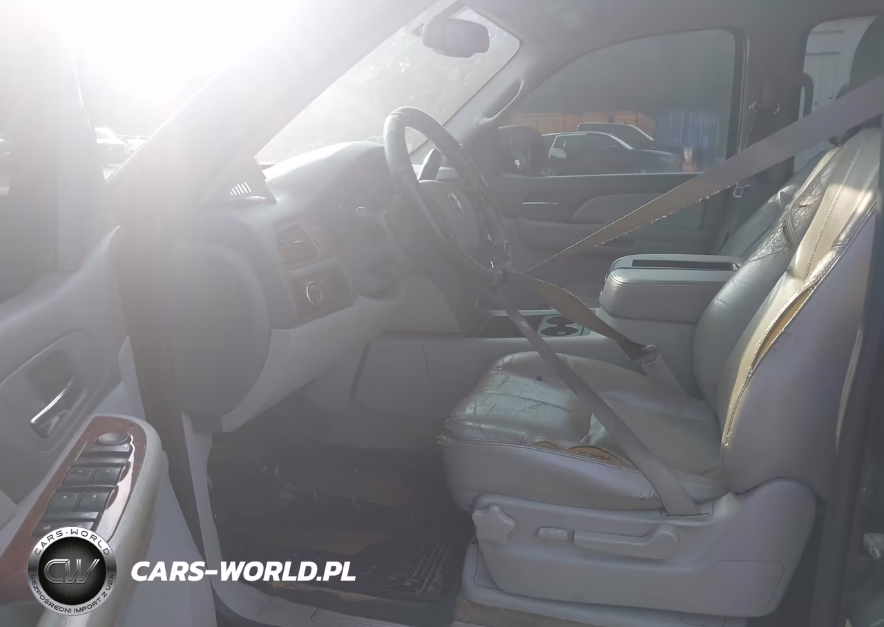 2008 Chevrolet Suburban 1500 Lt VIN:1GNFC160X8R129375 - 5