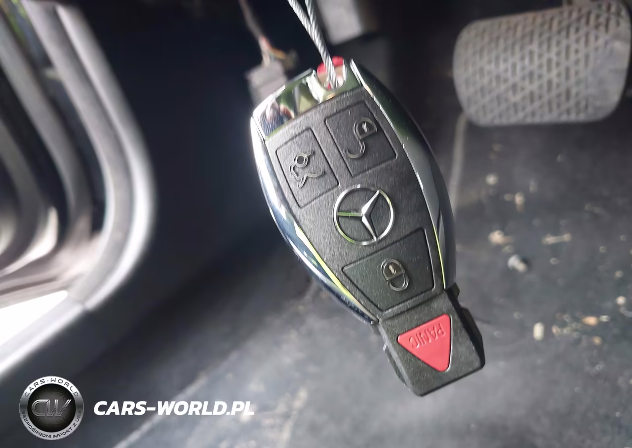 2013 Mercedes-Benz E 350 VIN:WDDKK5KF5DF218686 - 11