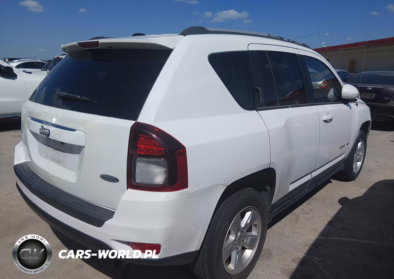 2017 Jeep Compass Latitude Fwd VIN:1C4NJCEB1HD182732 - 4