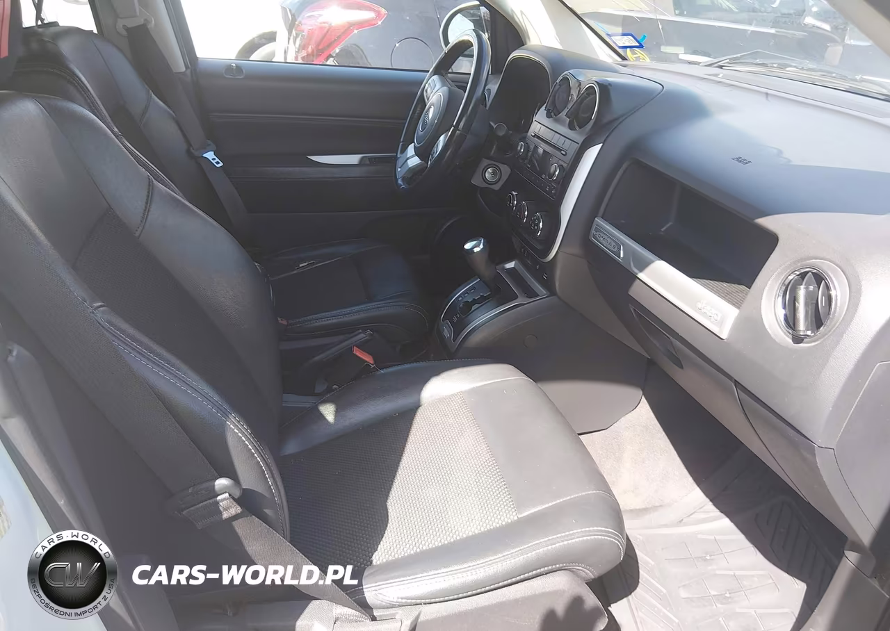 2017 Jeep Compass Latitude Fwd VIN:1C4NJCEB1HD182732 - 5
