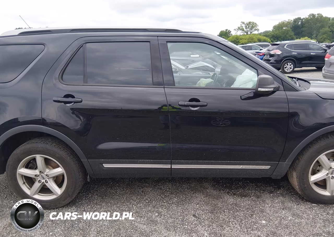 2019 Ford Explorer Xlt VIN:1FM5K7D83KGA84927 - 13
