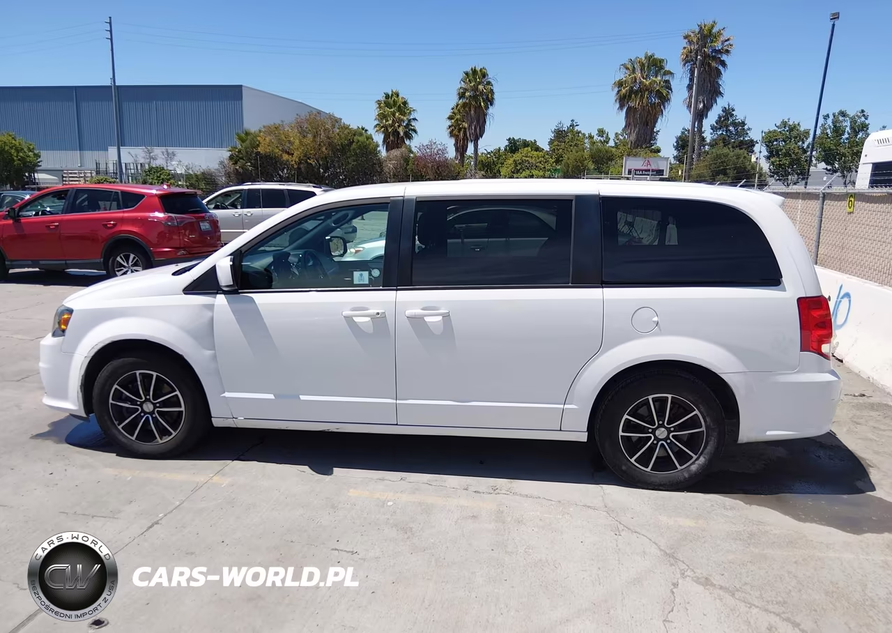 2019 Dodge Grand Caravan Gt VIN:2C4RDGEG9KR631252 - 15