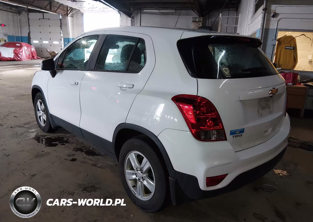2020 Chevrolet Trax Fwd Ls VIN:3GNCJKSB8LL110913 - 3