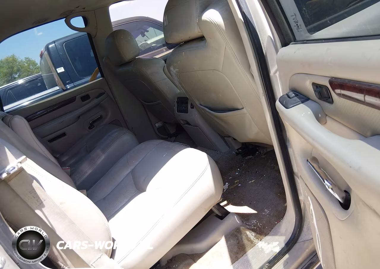 2005 Cadillac Escalade Standard VIN:1GYEC63N65R234129 - 8